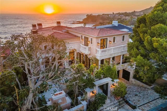 $27,500,000 | 145 Emerald Bay, Laguna Beach, CA 92651