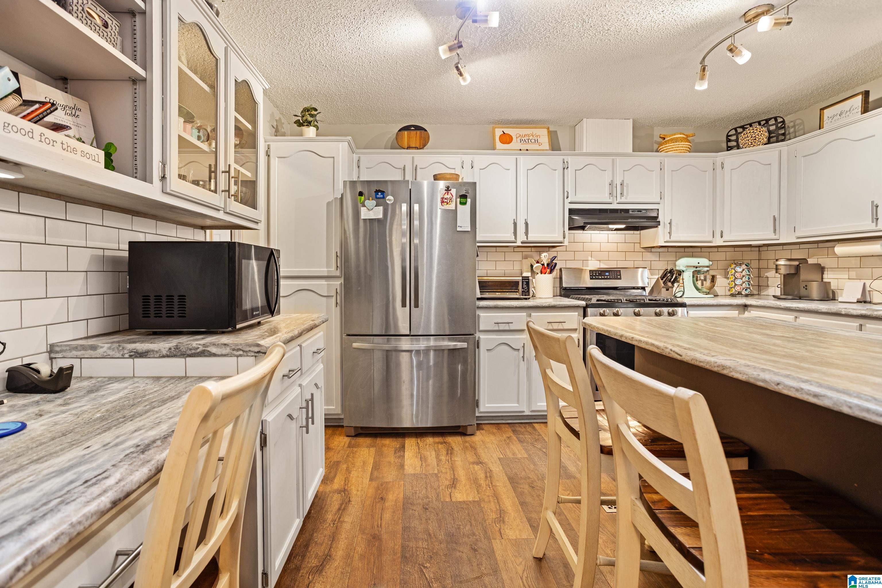 2713 Sayers Road Fultondale, AL 35068 - Photo 2 of 55