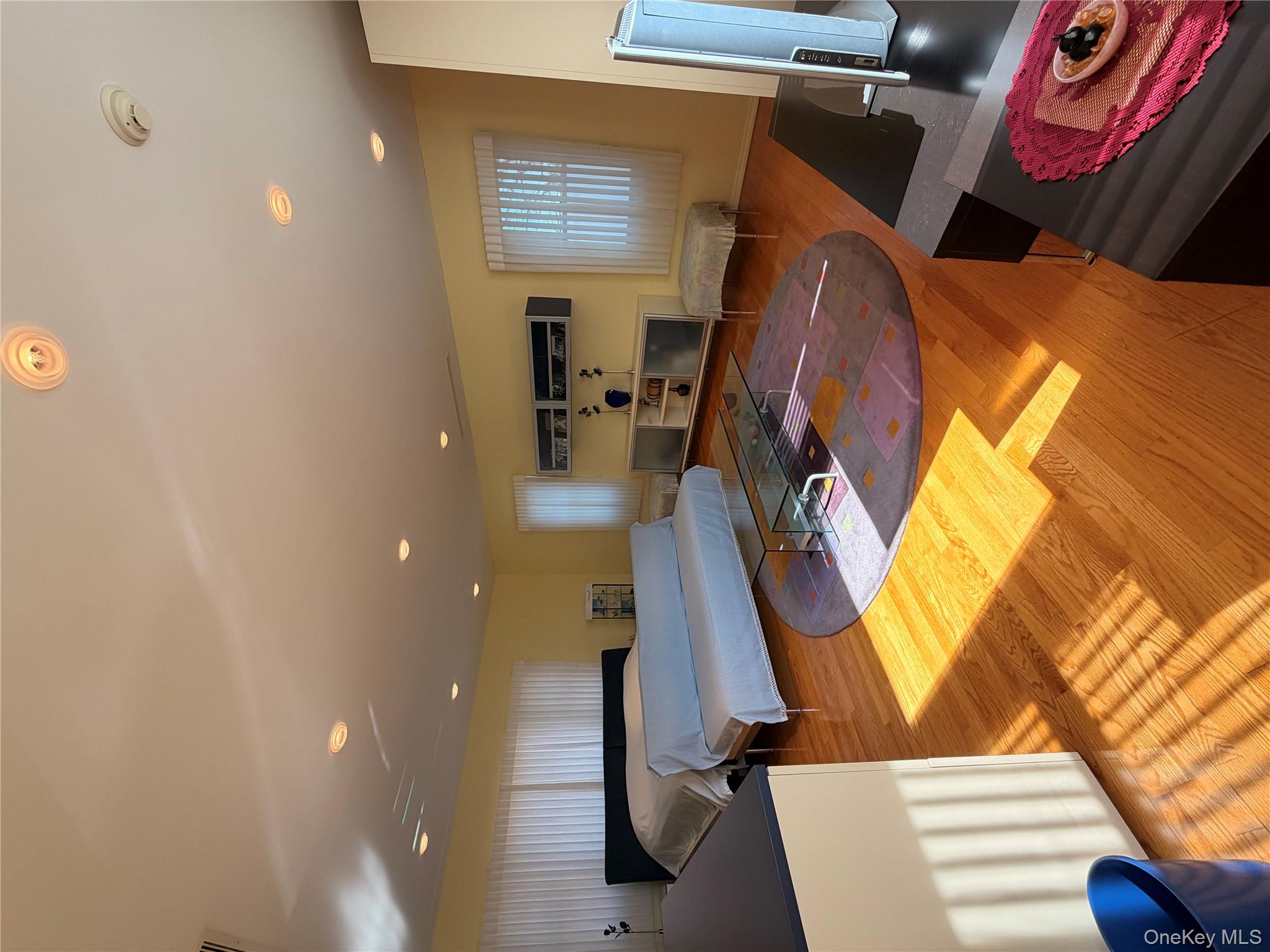 3 Ascot Ridge Great Neck, NY 11021 - Photo 6 of 9