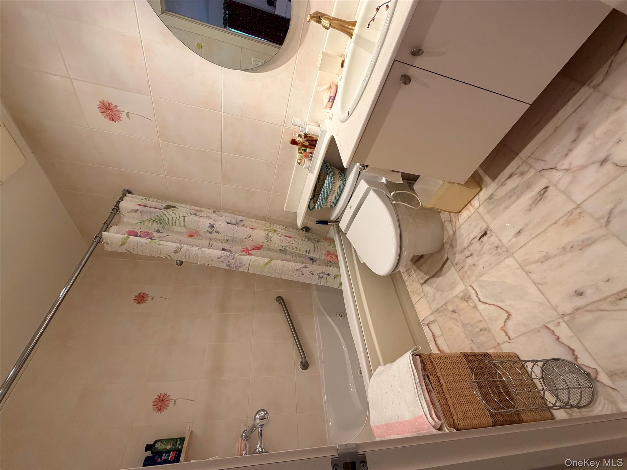 3 Ascot Ridge Great Neck, NY 11021 - Photo 7 of 9