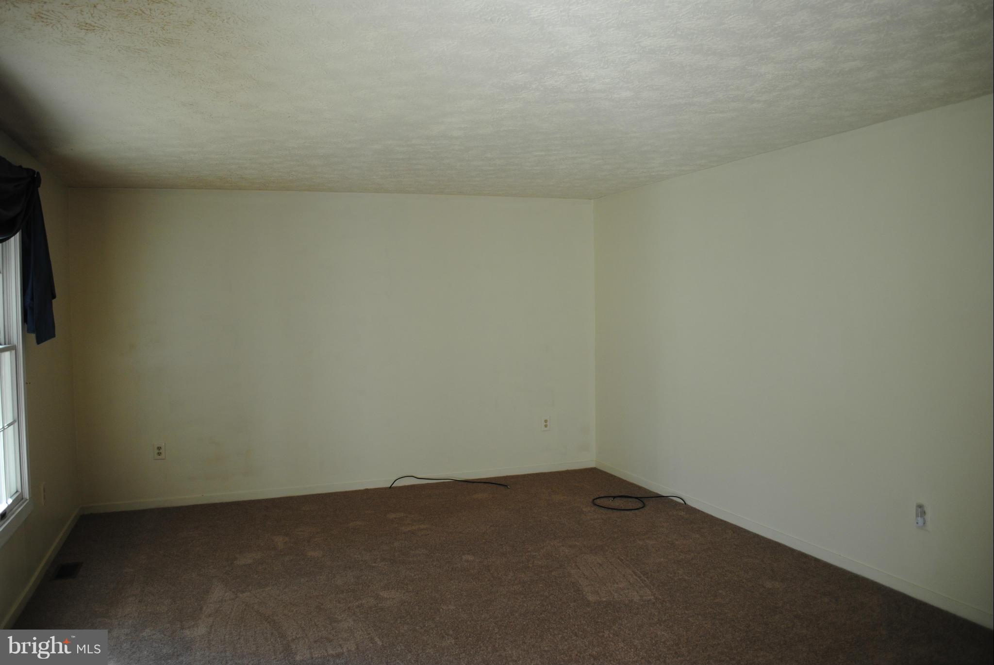 26879 Three Notch Road Mechanicsville, MD 20659 - Photo 7 of 12 Living Room