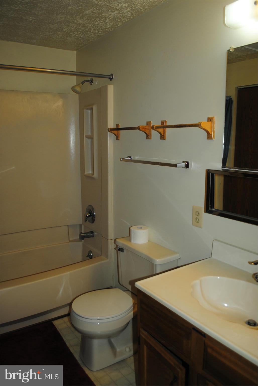 26879 Three Notch Road Mechanicsville, MD 20659 - Photo 10 of 12 Bath