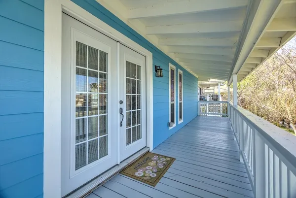 $2,200 | 606 Warsaw Drive, Bayou Vista, TX 77563