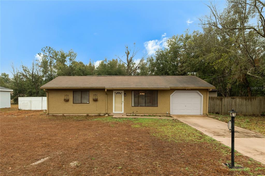 9822 Bahia Road Ocala, FL 34472 - Photo 1 of 1 Looking for your first home or ready to invest? Tucked between two wooded lots this 3BD/1.5BA HOME is ready for you to move in and make it yours!