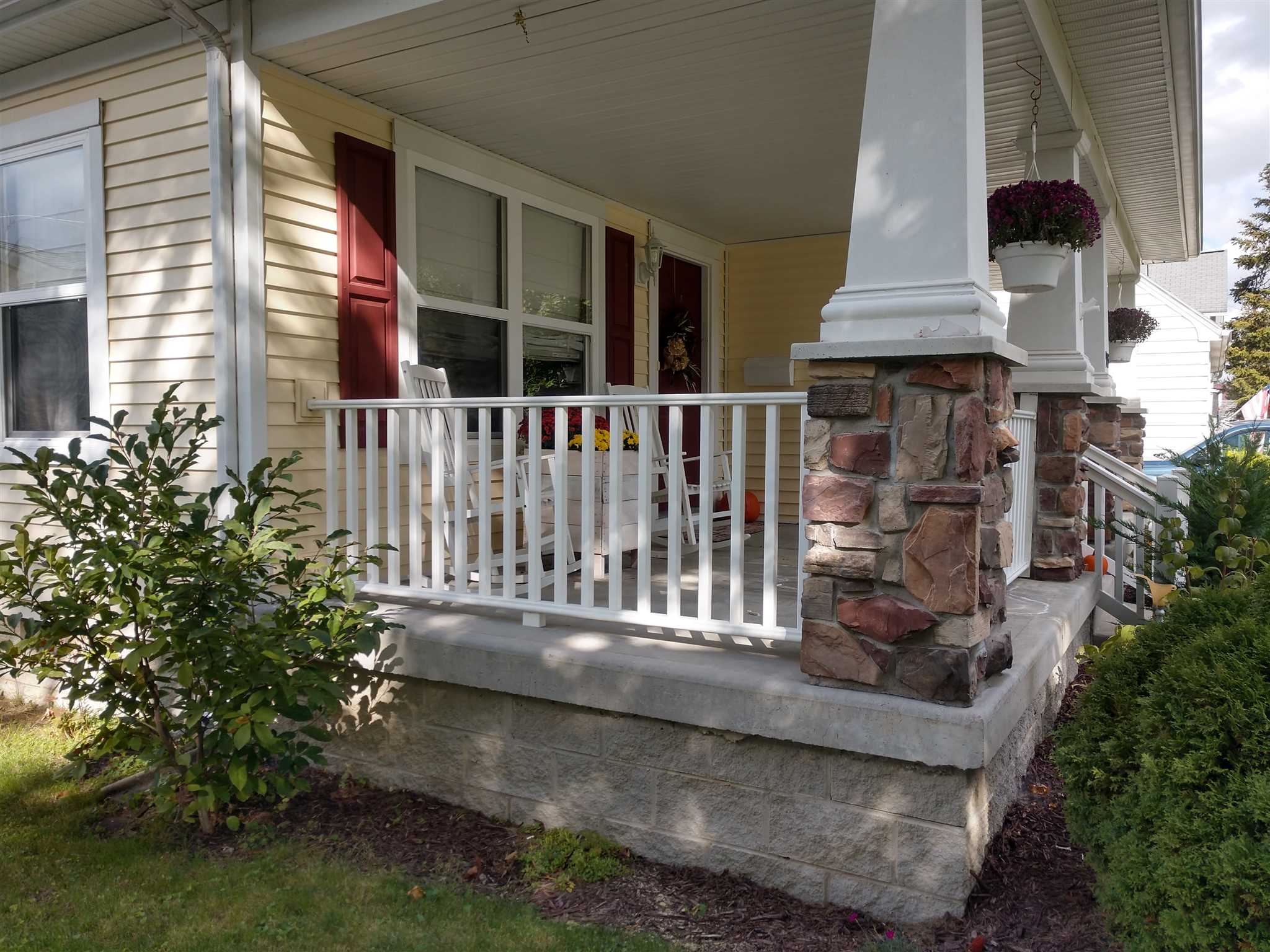 915 Walnut Street Decatur, IN 46733 - Photo 2 of 28