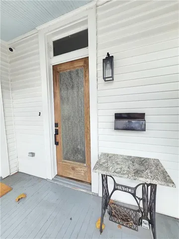 $2,300 | 3305 Desoto Street, New Orleans, LA 70119