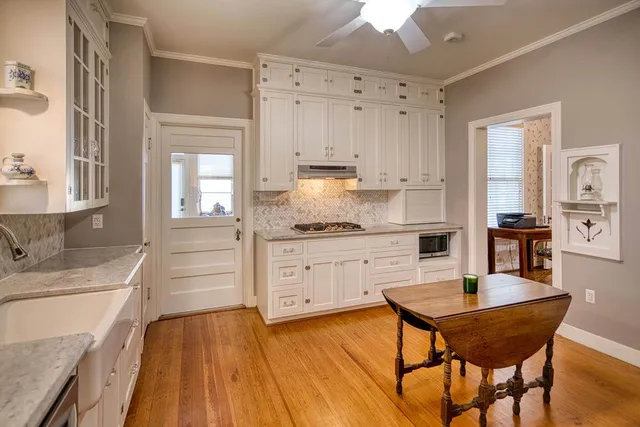 $700,000 | 911 Postoak Street, Mason, TX 76856