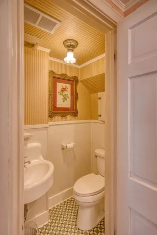 $700,000 | 911 Postoak Street, Mason, TX 76856