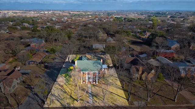 $700,000 | 911 Postoak Street, Mason, TX 76856