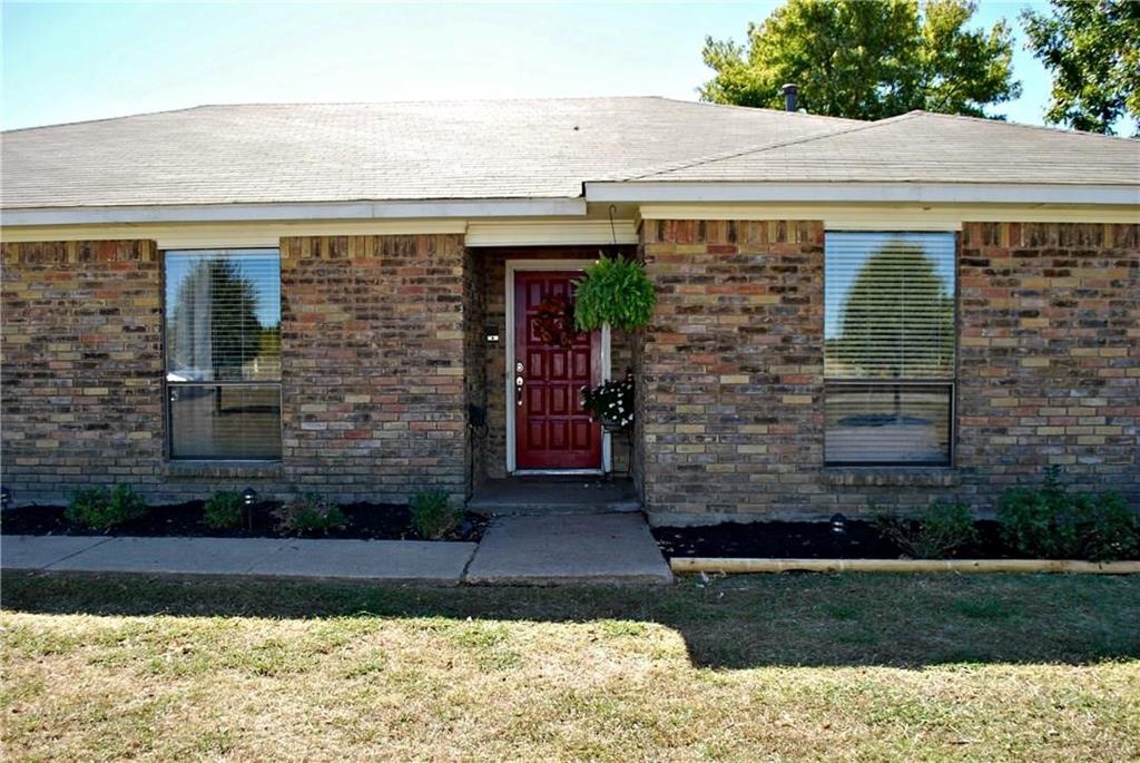 410 Barnes Bridge Road Sunnyvale, TX 75182 - Photo 3 of 20 a front view of a house with a garden