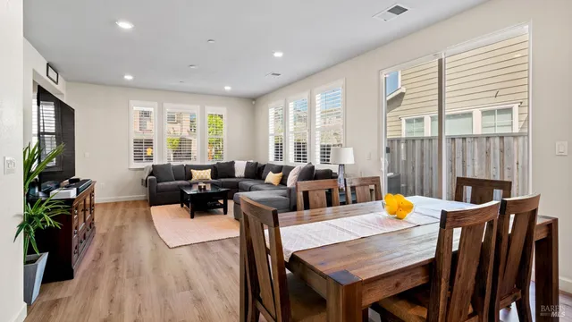 $835,000 | 1623 Winterberry Lane, Rohnert Park, CA 94928