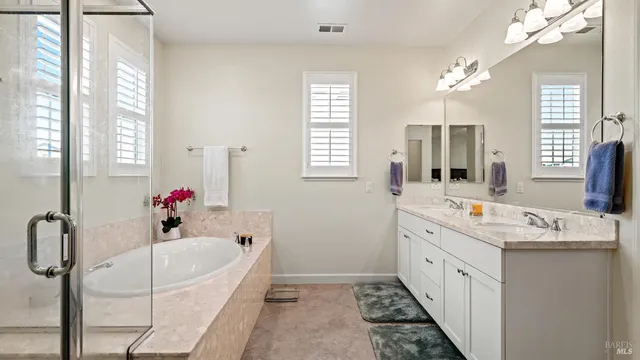 $835,000 | 1623 Winterberry Lane, Rohnert Park, CA 94928