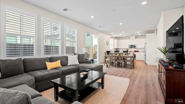 $835,000 | 1623 Winterberry Lane, Rohnert Park, CA 94928