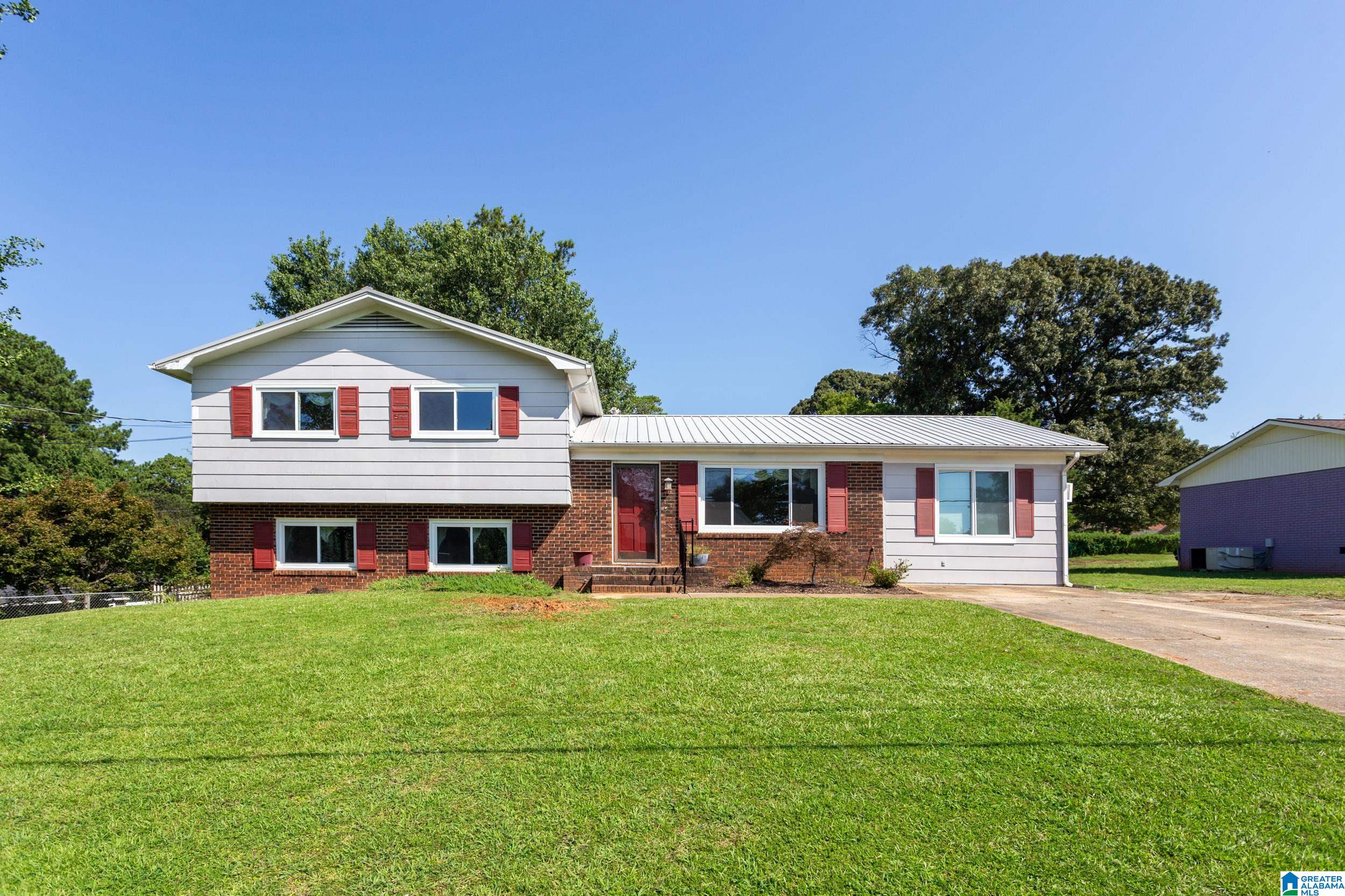 4105 Cloverdale Road Anniston, AL 36207 - Photo 1 of 36