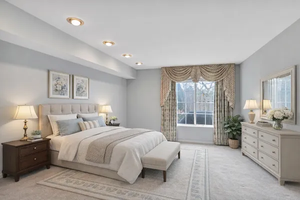 $349,900 | 241 Woodstone Circle, Buffalo Grove, IL 60089
