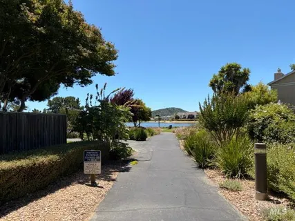 $1,295,000 | 22 Hyannis Cove, San Rafael, CA 94901