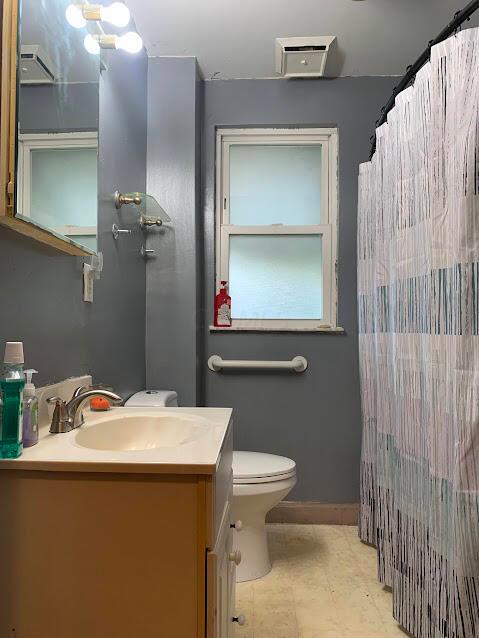 69 Marilla Road Columbus, OH 43207 - Photo 22 of 29 Full Bath
