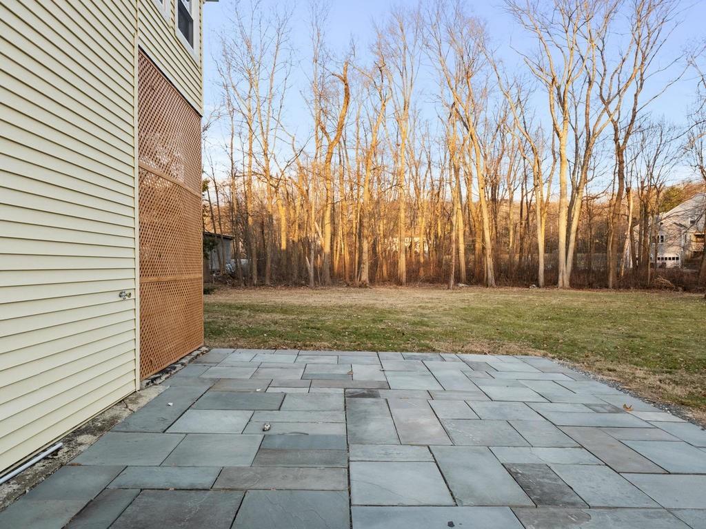 140 Appleton Street North Andover, MA 01845 - Photo 28 of 30 Gallery Image 28
