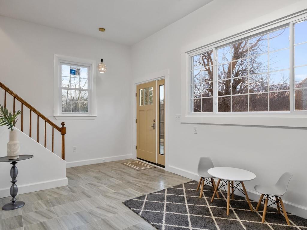 140 Appleton Street North Andover, MA 01845 - Photo 7 of 30 Gallery Image 7