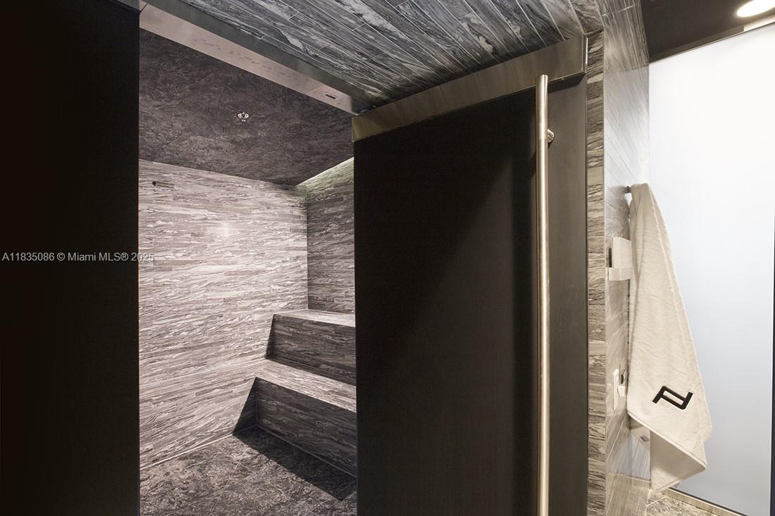 18555 Collins Avenue, Unit 2801 Sunny Isles Beach, FL 33160 - Photo 41 of 52