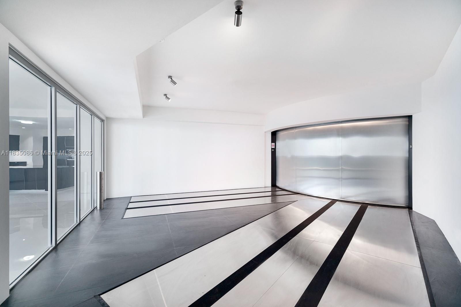 18555 Collins Avenue, Unit 2801 Sunny Isles Beach, FL 33160 - Photo 10 of 52