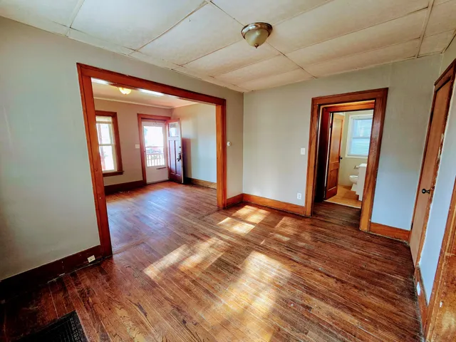 $158,900 | 1424 Cicotte Avenue, Lincoln Park, MI 48146