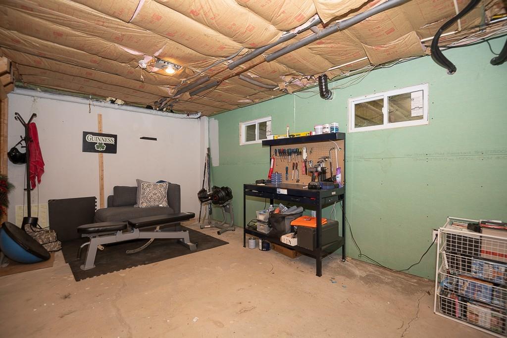 48 Westview Road Worcester, MA 01602 - Photo 33 of 39