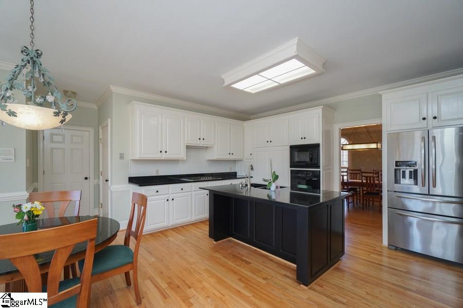 3 Heatherbrook Road Greenville, SC 29615 - Photo 9 of 35 Gallery Image 9