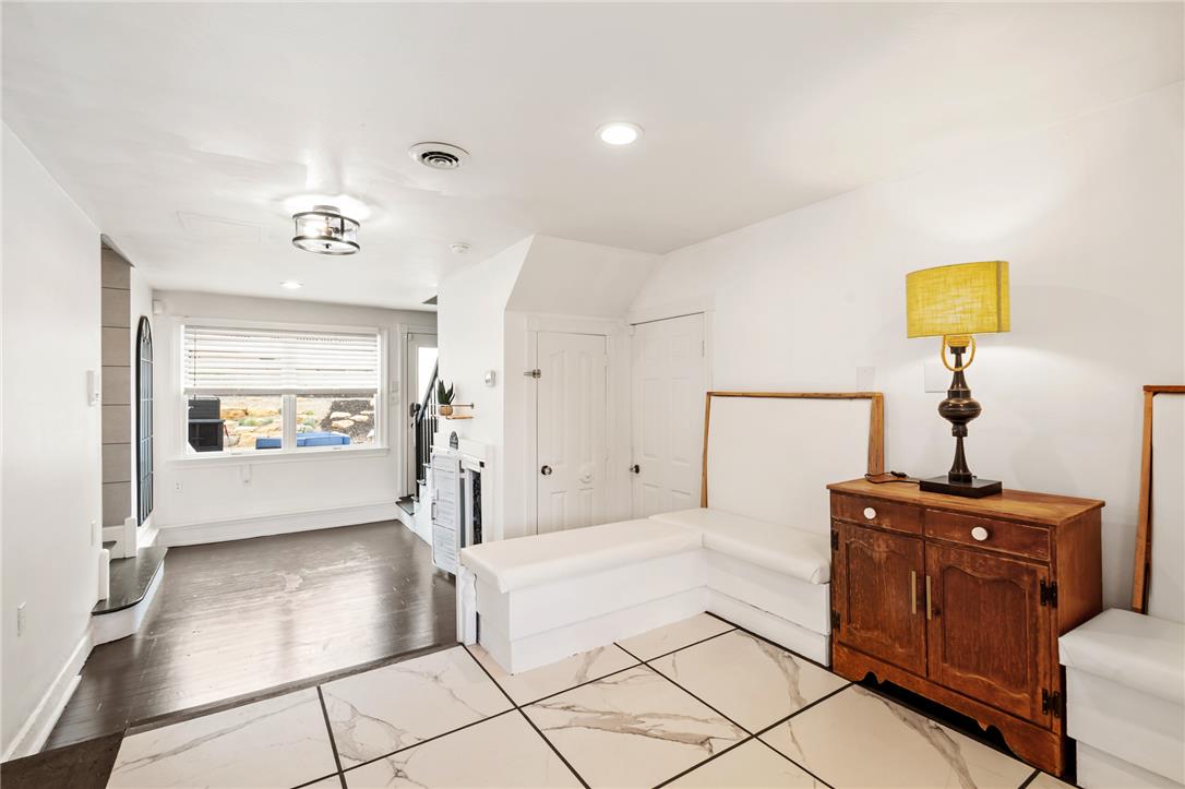 2230 Greenwood Road Allentown, PA 18103 - Photo 35 of 86