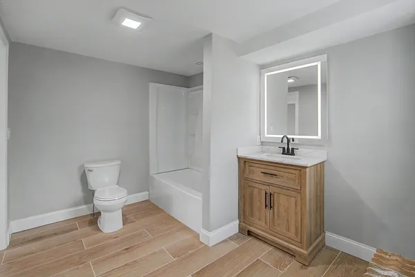 $3,800 | 122 Chapin Road, Hudson, MA 01749