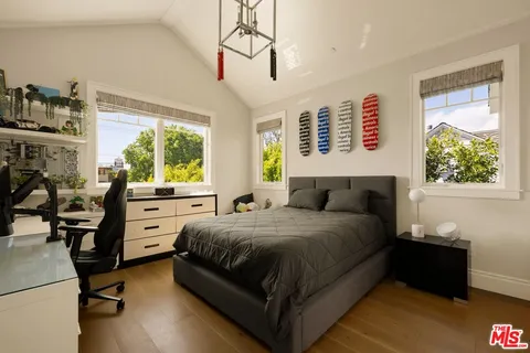 $7,995,000 | 126 South Westgate Avenue, Los Angeles, CA 90049