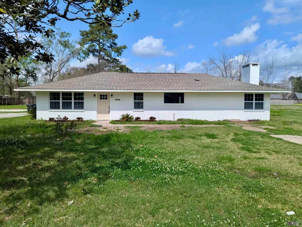 $239,900 | 43154 Black Bayou Road, Gonzales, LA 70737