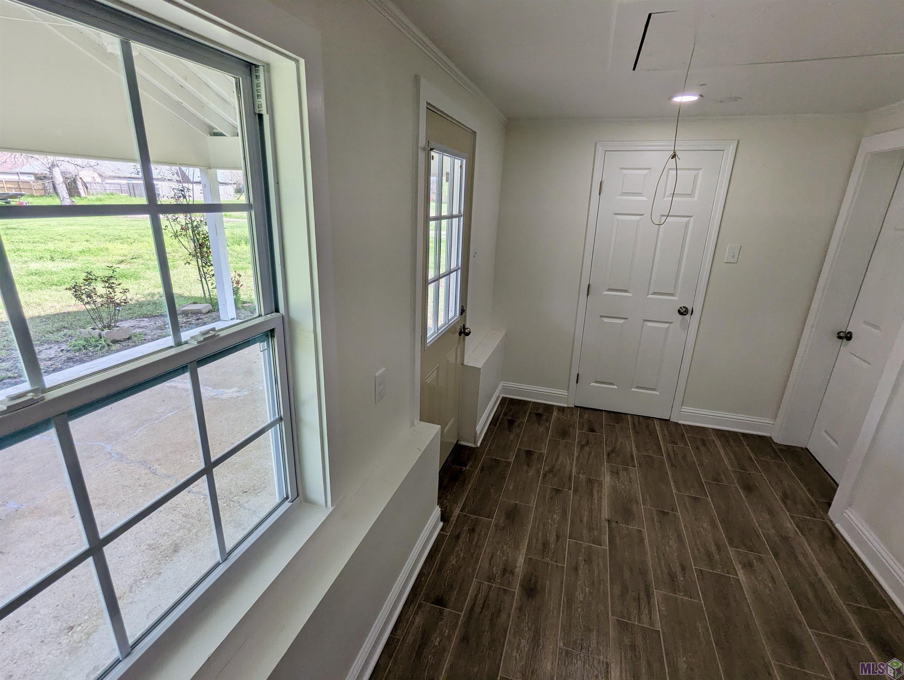 43154 Black Bayou Road Gonzales, LA 70737 - Photo 7 of 12