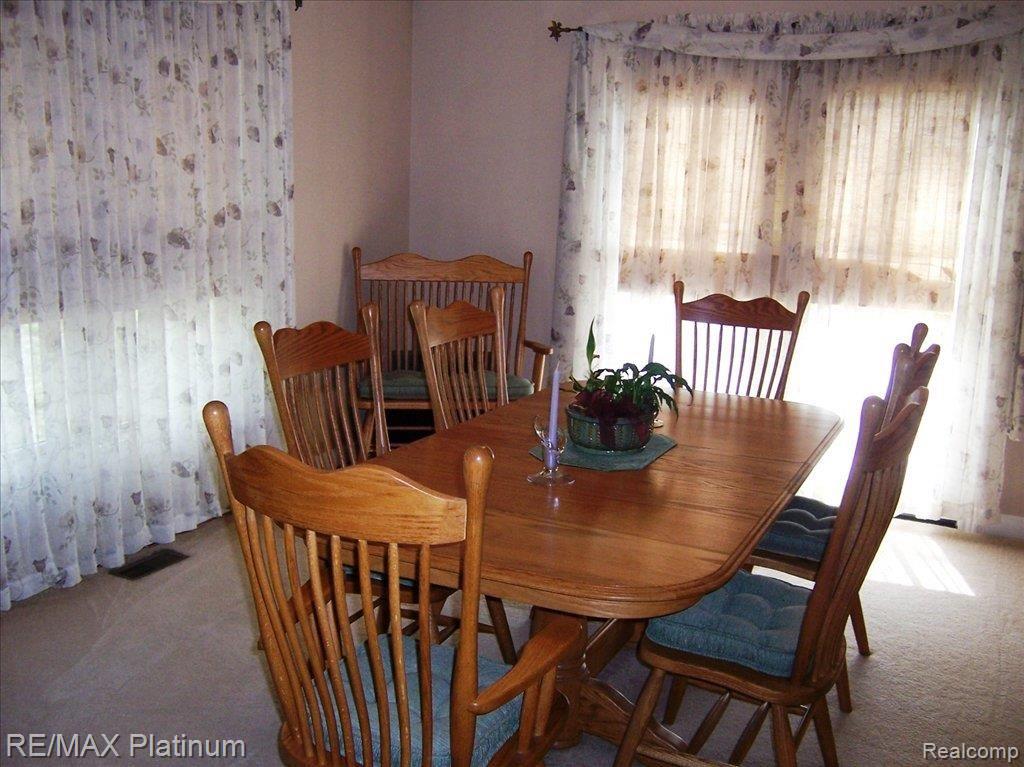 5500 Dutcher Road Howell, MI 48843 - Photo 9 of 25 5500 Dutcher 021