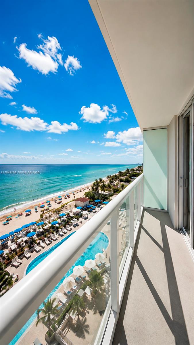 17145 North Bay Road, Unit 4307 Sunny Isles Beach, FL 33160 - Photo 25 of 35 a view of a balcony