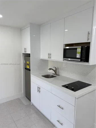 $1,499 | 6820 Southwest 5th Street, Unit 1, Miami, FL 33144