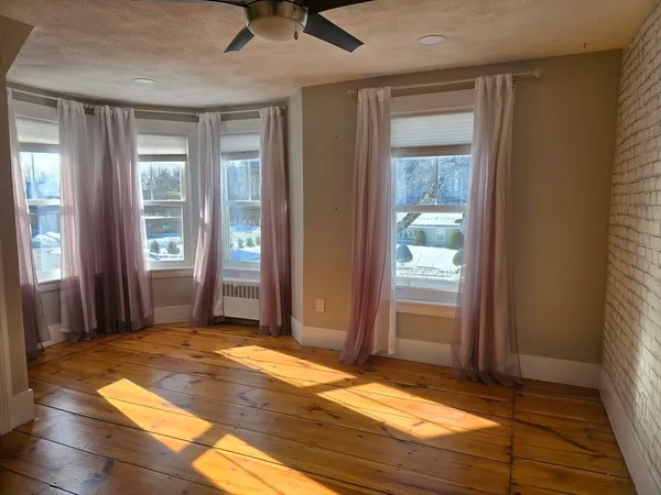 $5,200 | 223 Central Street, Unit 223, Hudson, MA 01749