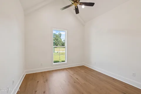 $875,000 | 111 Leaning Oak Drive, Lafayette, LA 70508