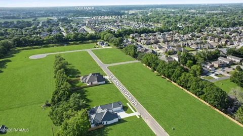 $875,000 | 111 Leaning Oak Drive, Lafayette, LA 70508
