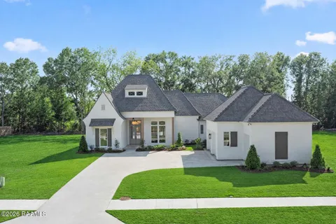$875,000 | 111 Leaning Oak Drive, Lafayette, LA 70508