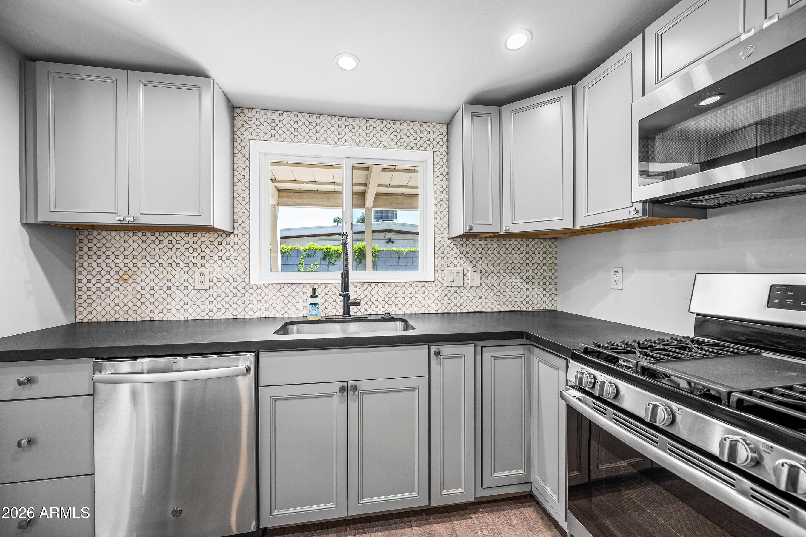 1419 East Rancho Drive Phoenix, AZ 85014 - Photo 43 of 45 18-1419ERD-ocupix-