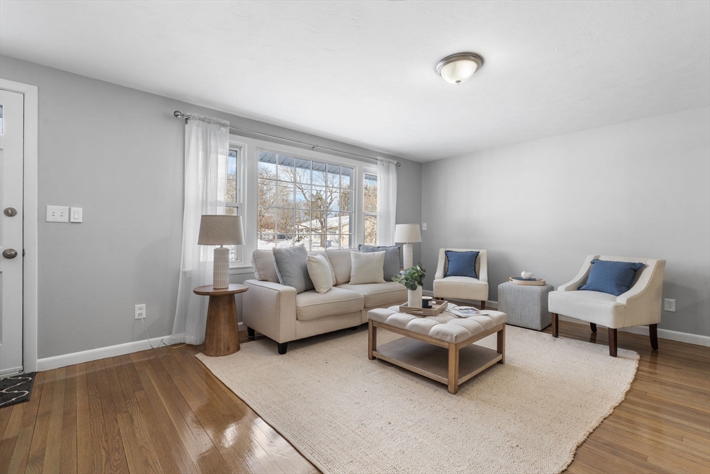 54 Roundtop Road Framingham, MA 01701 - Photo 18 of 34