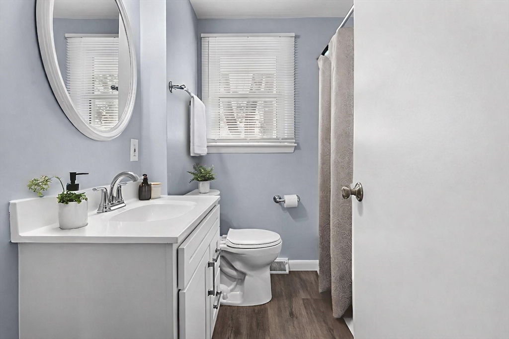 54 Roundtop Road Framingham, MA 01701 - Photo 21 of 34