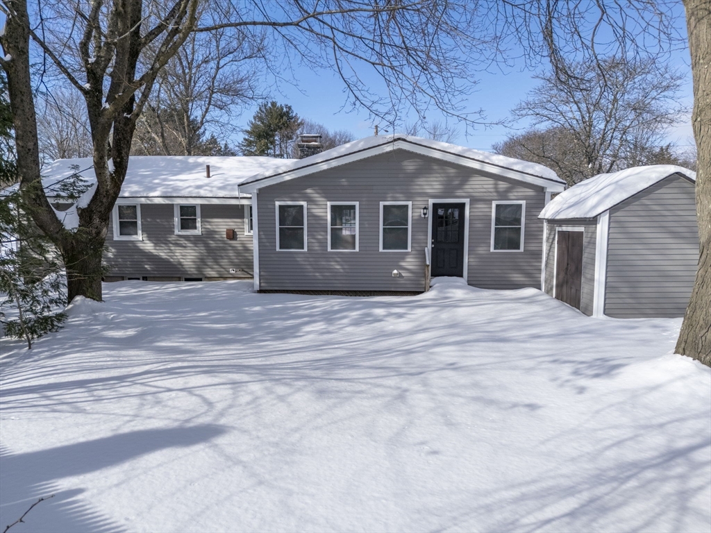 54 Roundtop Road Framingham, MA 01701 - Photo 3 of 34