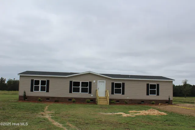 $237,900 | 1764 Sarecta Road, Pink Hill, NC 28572