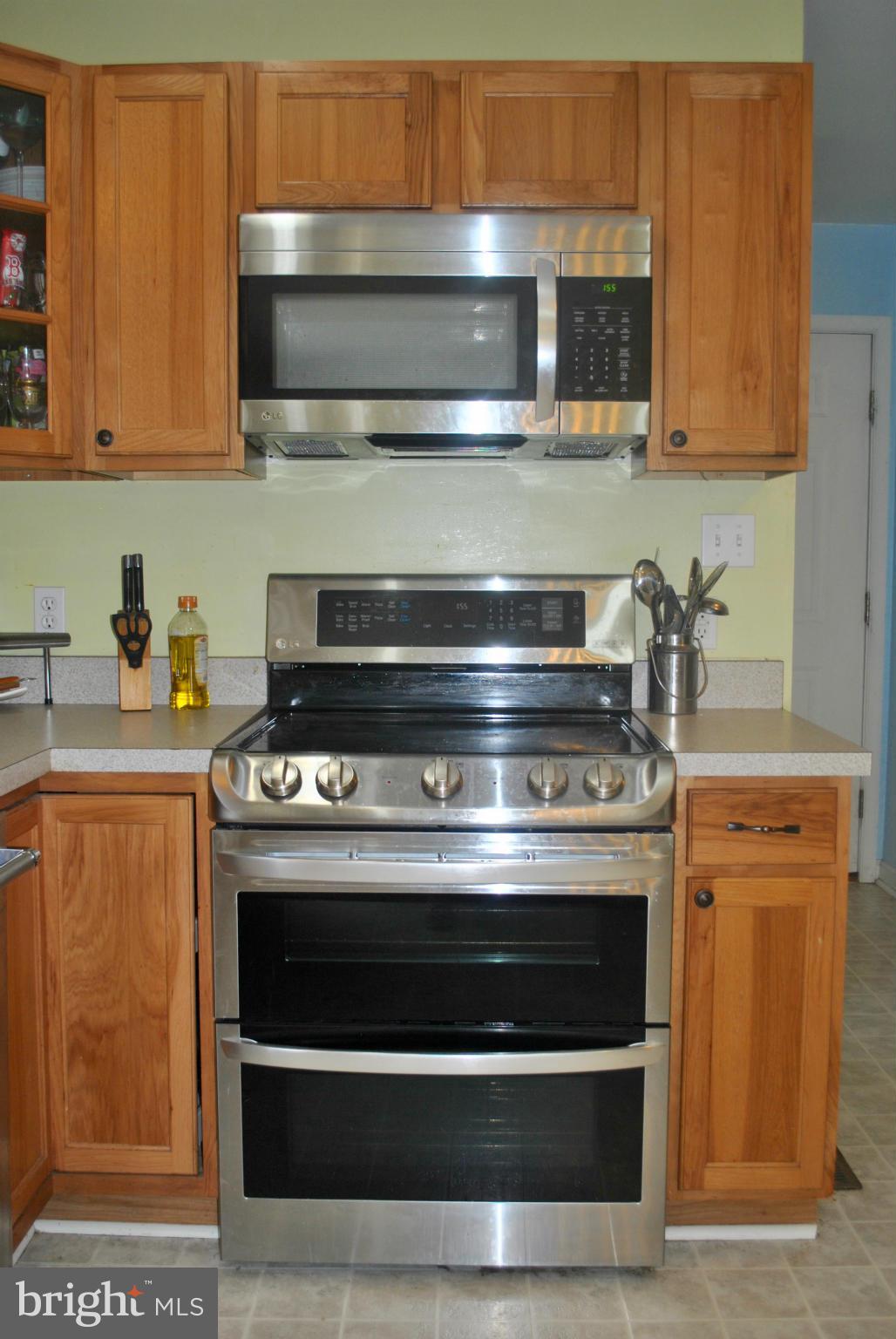 4182 Osborne Road Hurlock, MD 21643 - Photo 6 of 19 New Appliances