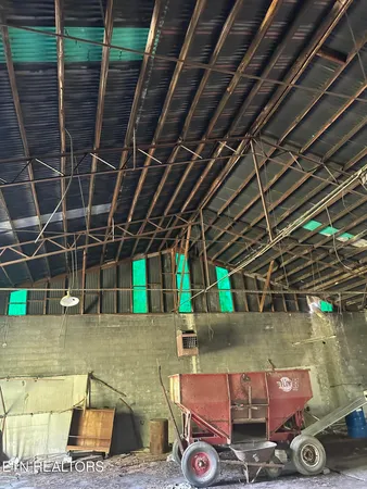 $599,900 | 101 North Alf Threet Road, Jamestown, TN 38556