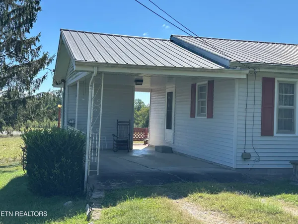 $599,900 | 101 North Alf Threet Road, Jamestown, TN 38556