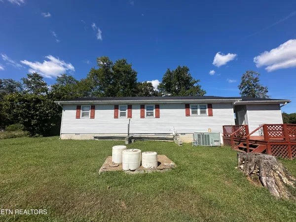 $599,900 | 101 North Alf Threet Road, Jamestown, TN 38556