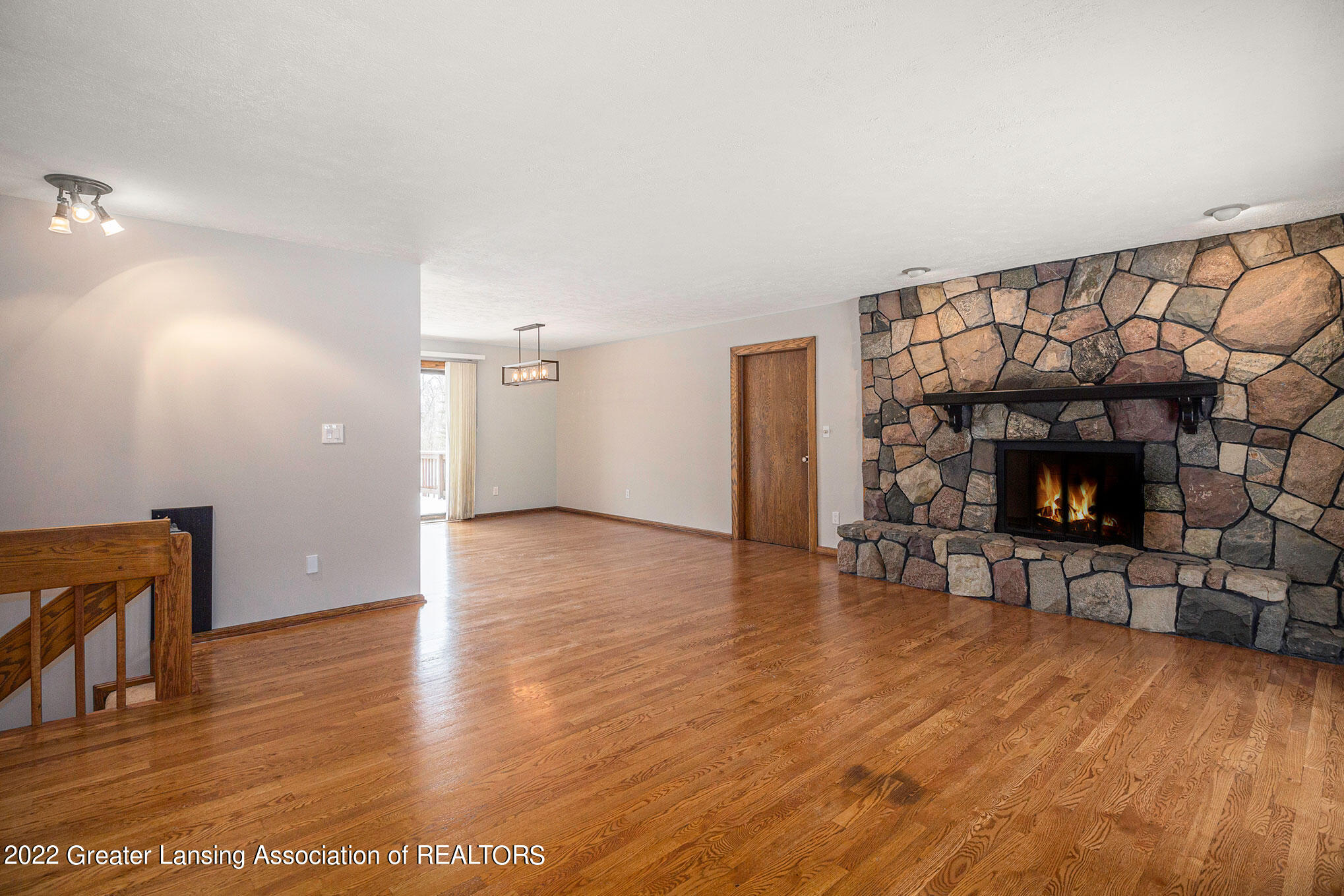 1651 West Stoll Road Dewitt, MI 48820 - Photo 5 of 18 Living Room